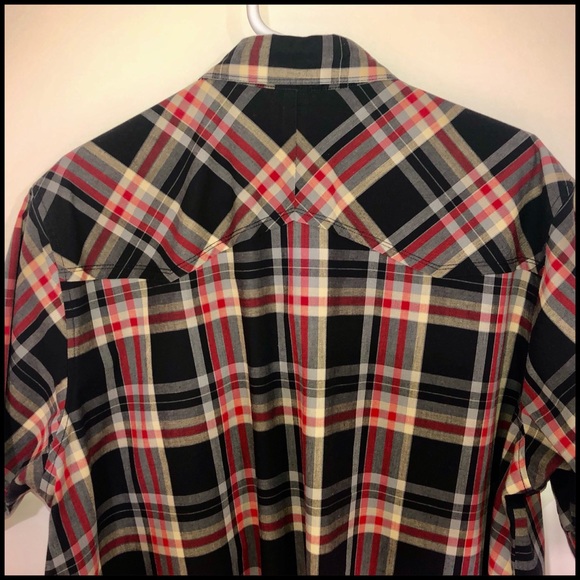 TheNorthFaceππXL Short Sleeve Flannel with 2 pockets snaps Red Gold Black - Picture 9 of 16